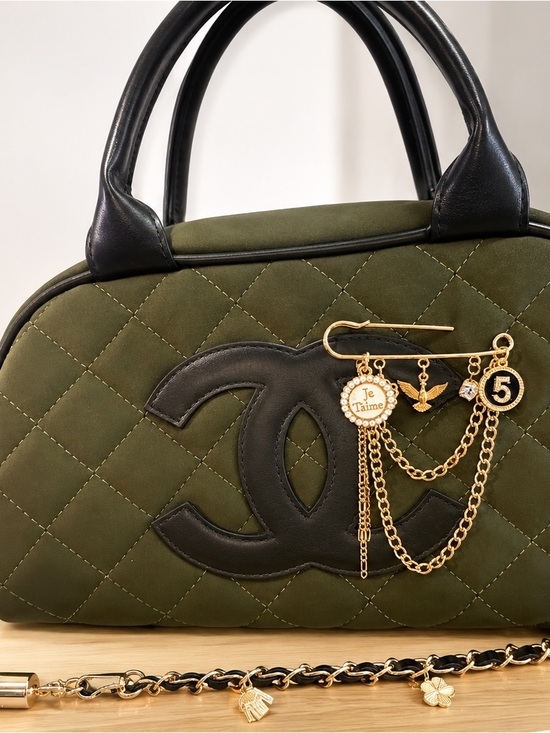 The Unbranded Brand Handbags - Quilted Olive Green Satchel with Black Trim and Gold Charm